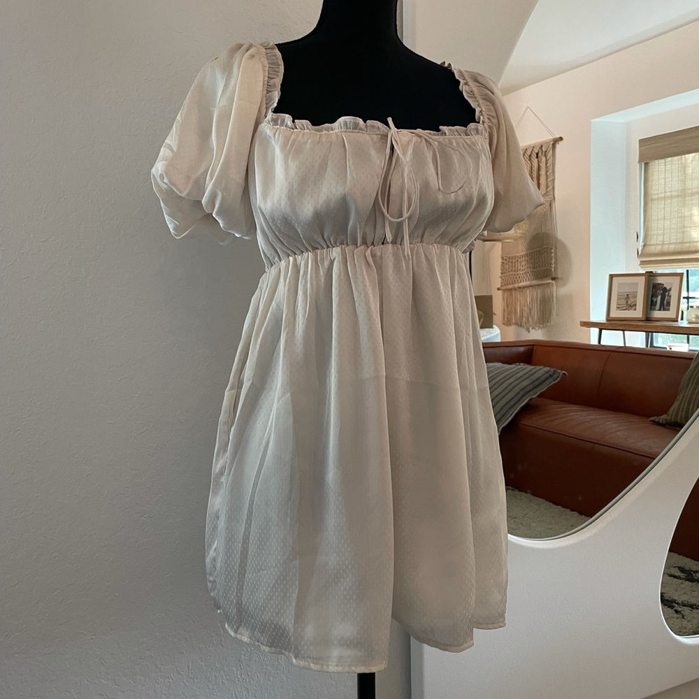 URBAN OUTFITTERS ROMPER size SMALL